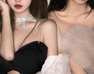 Tiny Asa秘书写真作品再现，精彩图片更新引领时尚潮流！.txt